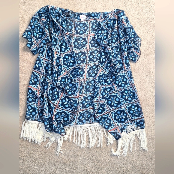 LuLaRoe Sweaters - Lularoe Fringed Kimono Size Large